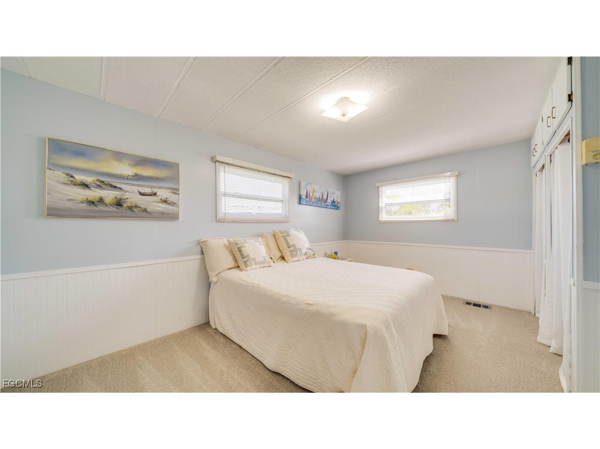 5602 Captain John Smith Loop North Fort Myers FL 33917 2025004393 image23