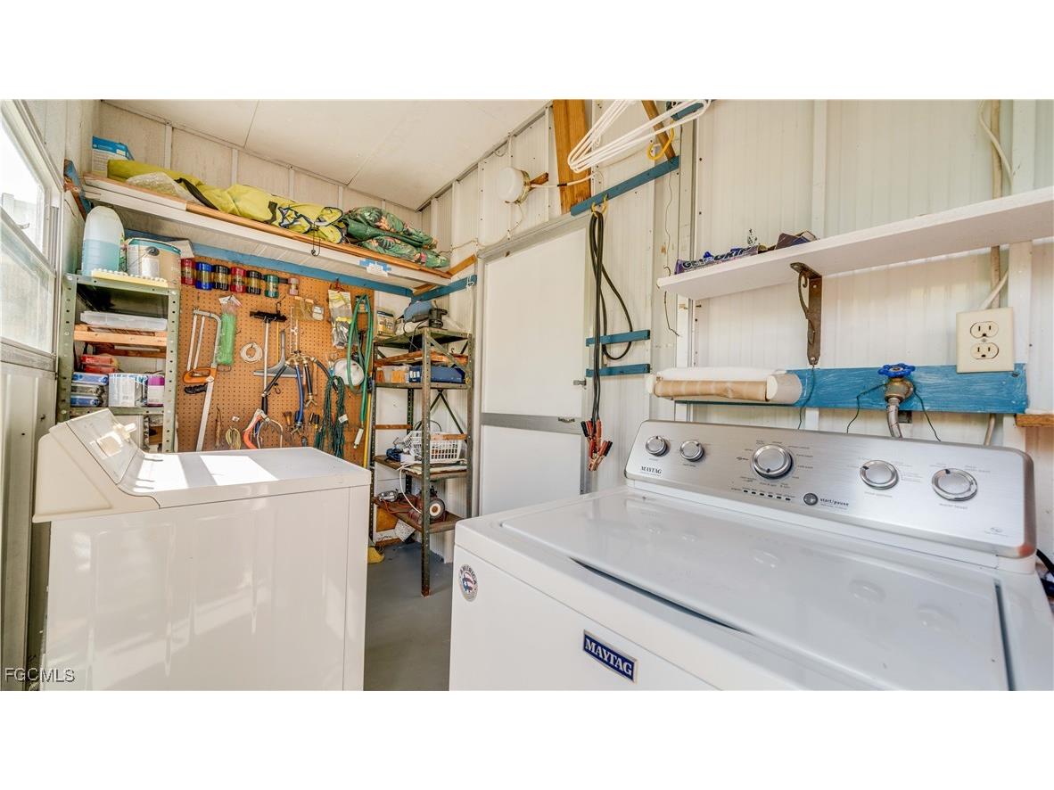 5602 Captain John Smith Loop North Fort Myers FL 33917 2025004393 image26