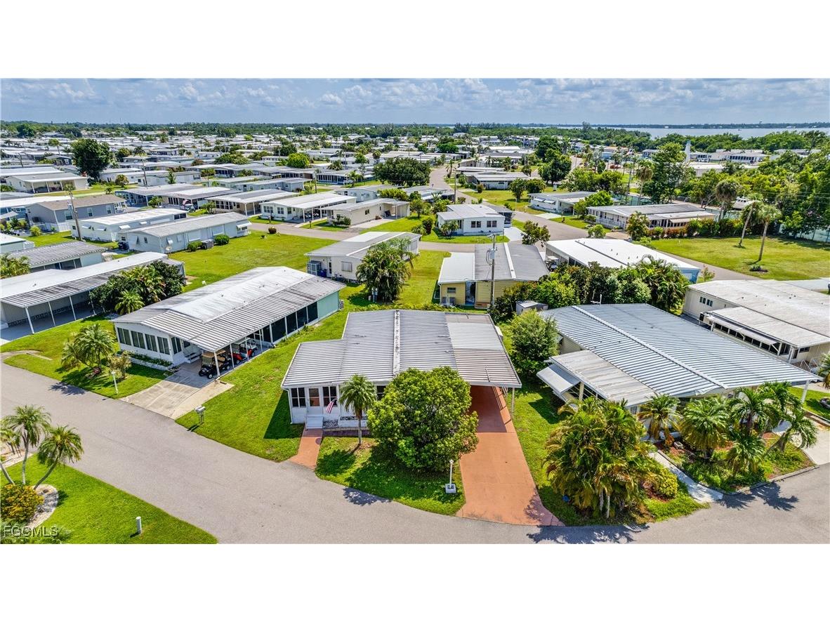 5602 Captain John Smith Loop North Fort Myers FL 33917 2025004393 image29