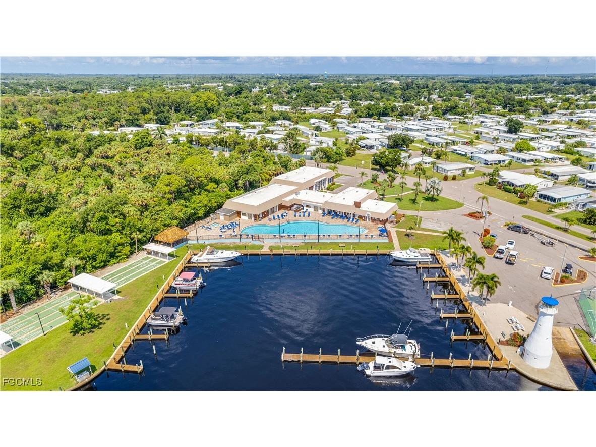5602 Captain John Smith Loop North Fort Myers FL 33917 2025004393 image31