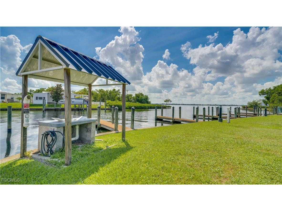 5602 Captain John Smith Loop North Fort Myers FL 33917 2025004393 image36