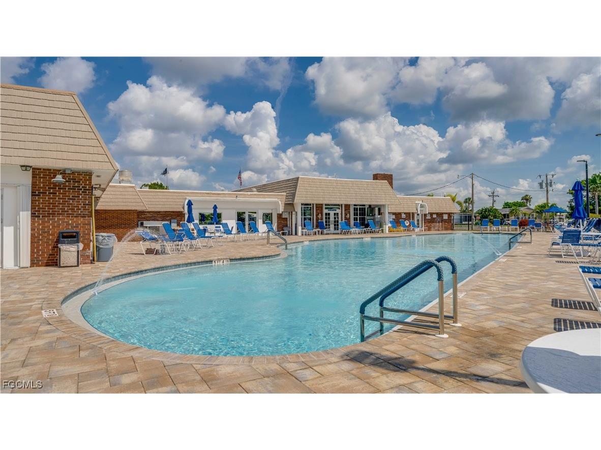 5602 Captain John Smith Loop North Fort Myers FL 33917 2025004393 image37