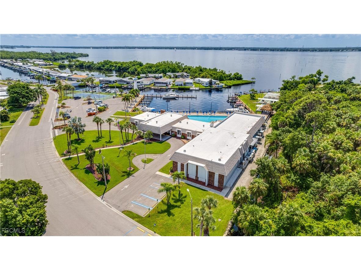 5602 Captain John Smith Loop North Fort Myers FL 33917 2025004393 image5