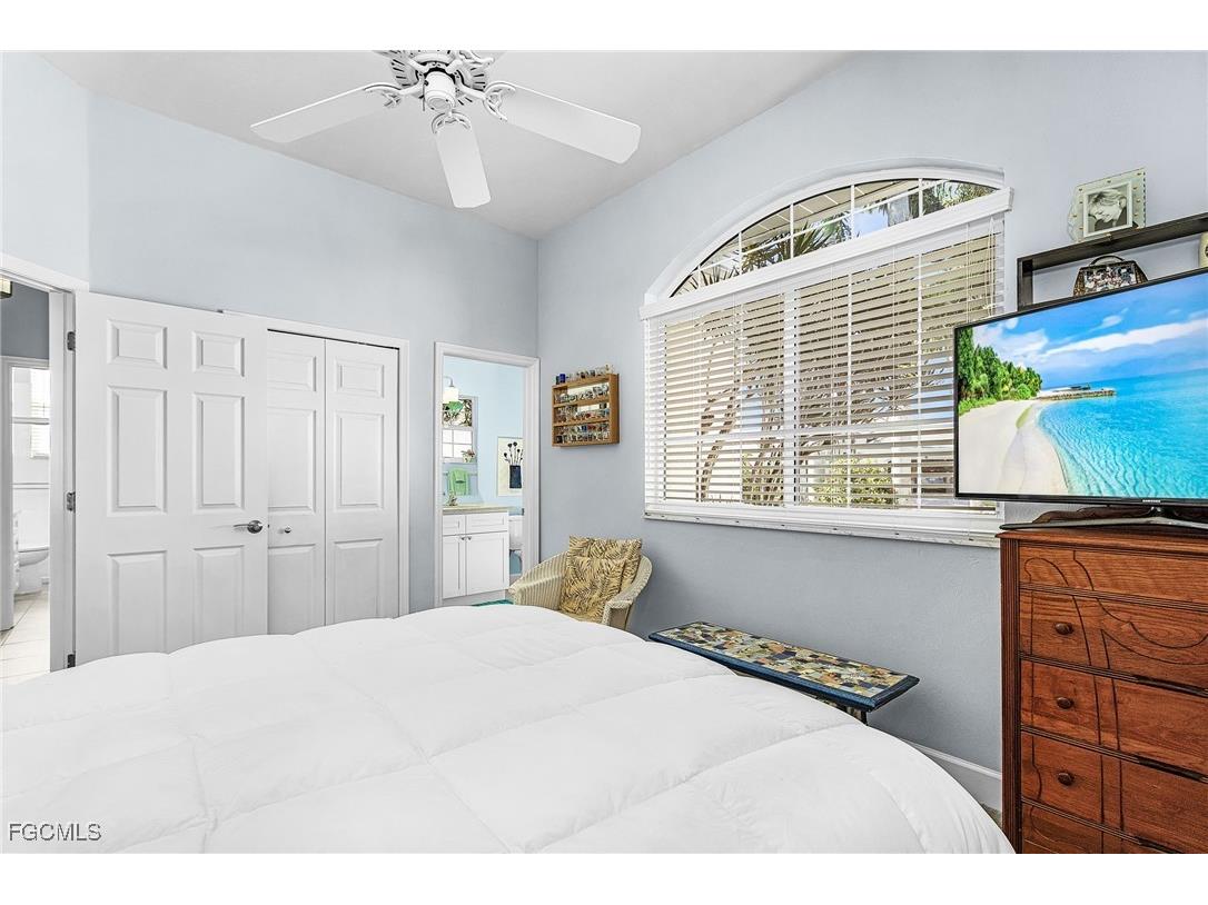 5603 SW 11th Avenue Cape Coral FL 33914 2025022250 image28