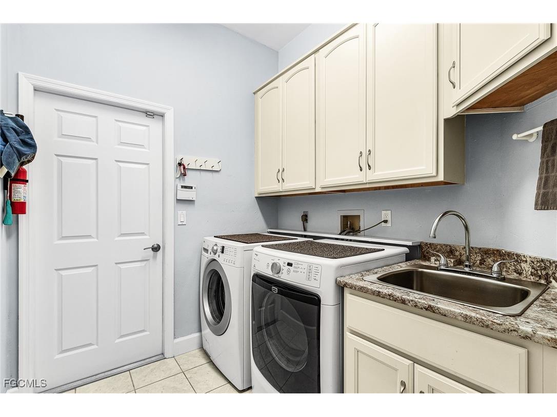 5603 SW 11th Avenue Cape Coral FL 33914 2025022250 image43