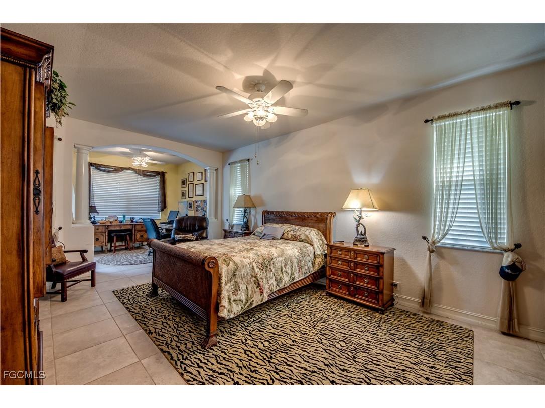 5605 Merlyn Lane Cape Coral FL 33914 2025024338 image22