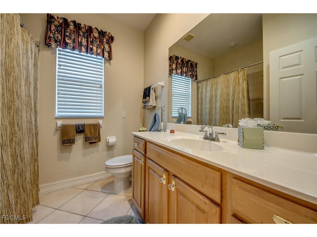5605 Merlyn Lane Cape Coral FL 33914 2025024338 image32
