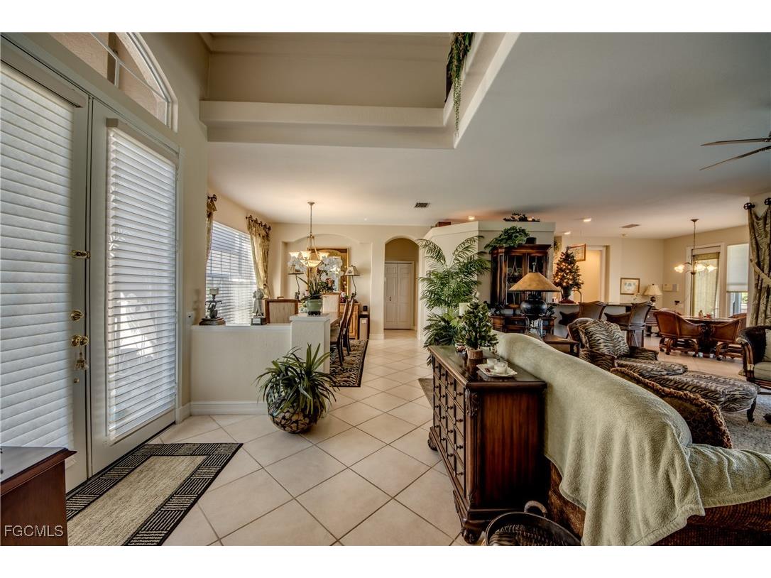 5605 Merlyn Lane Cape Coral FL 33914 2025024338 image4