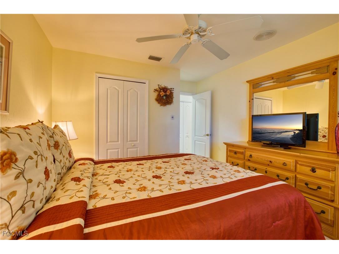 5607 Coronado Court Cape Coral FL 33904 2026001104 image24