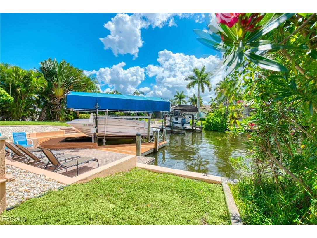 5607 Coronado Court Cape Coral FL 33904 2026001104 image5