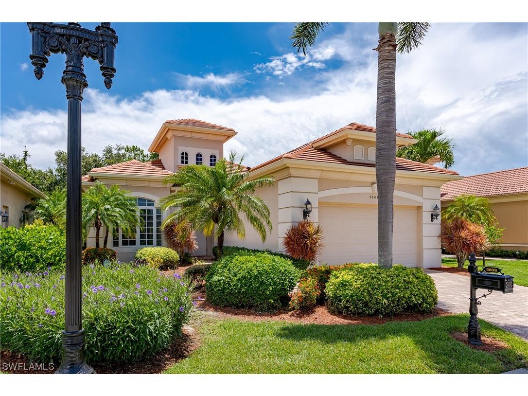 5608 Hammock Isles Drive Naples FL 34119 223058892 image1