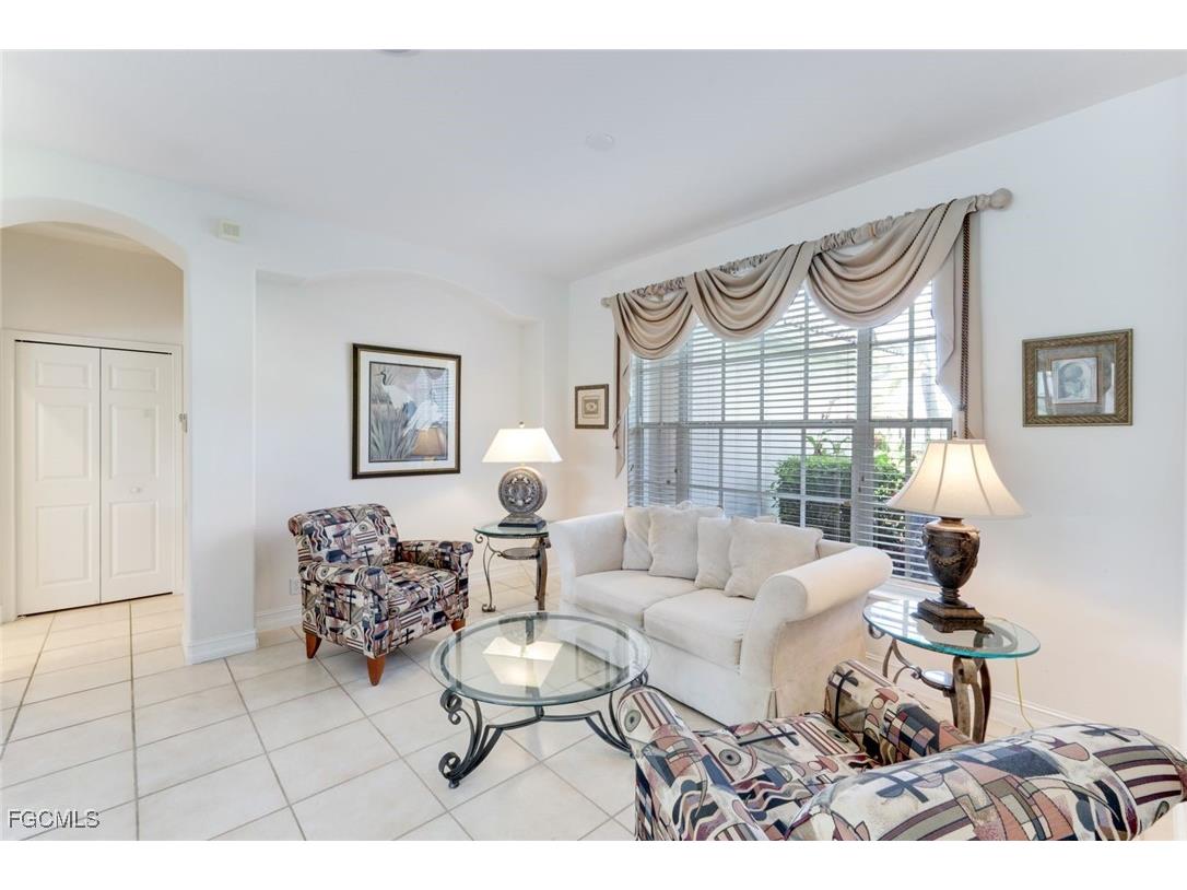 5609 Harbour Circle Cape Coral FL 33914 2025005441 image11