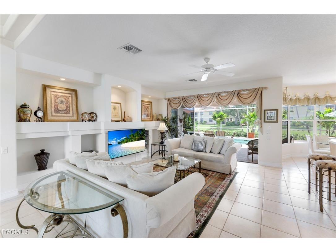 5609 Harbour Circle Cape Coral FL 33914 2025005441 image6