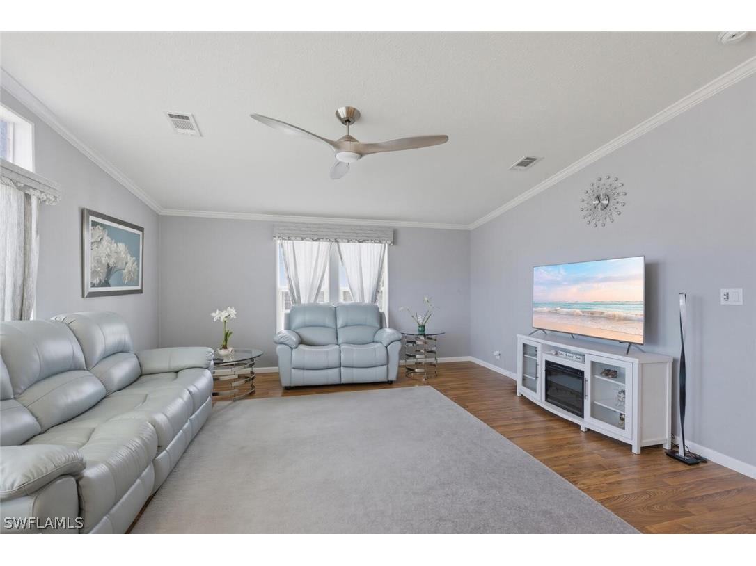 561 Charlemagne Boulevard Naples FL 34112 226009991 image5