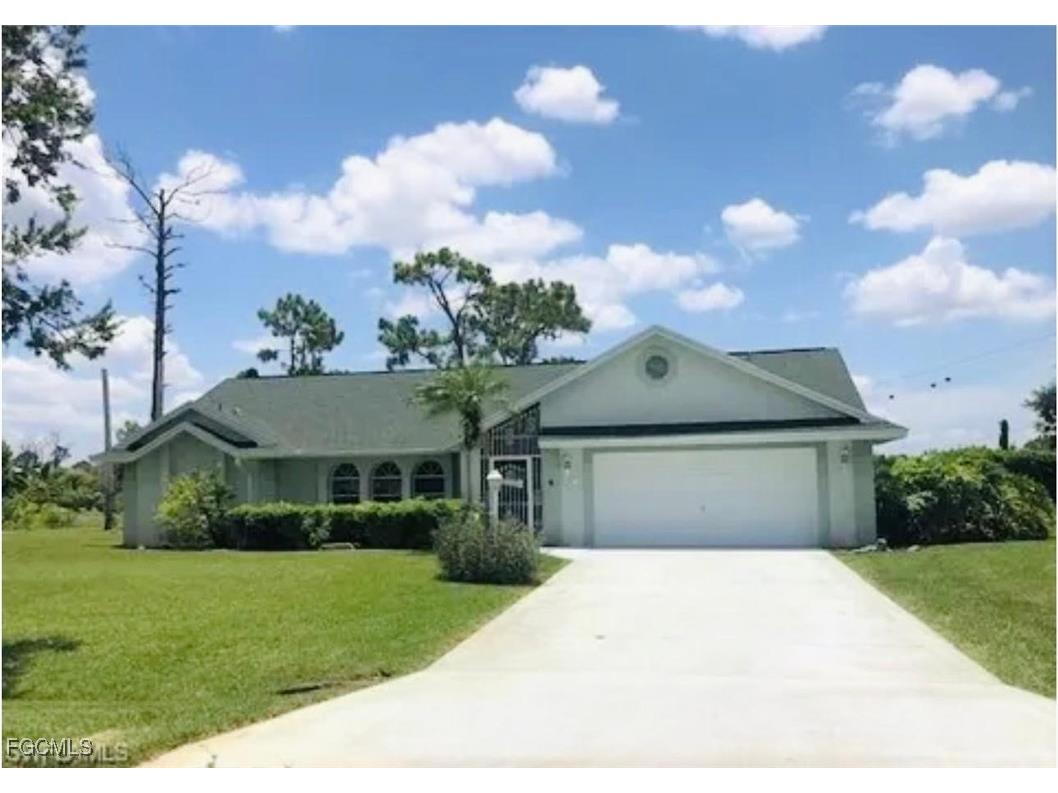 561 Foxcreek Drive Lehigh Acres FL 33974 2026002318 image1