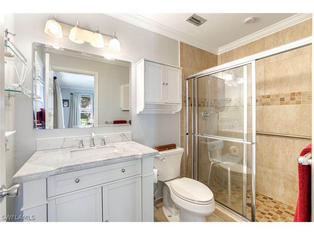 561 Palm View Drive #16 Naples FL 34110 226009624 image11