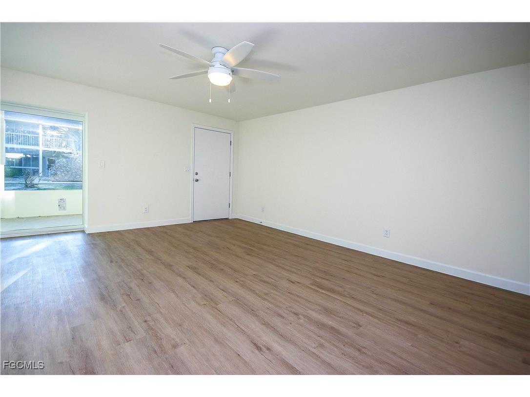 561 Periwinkle Way #E2 Sanibel FL 33957 2026001069 image14