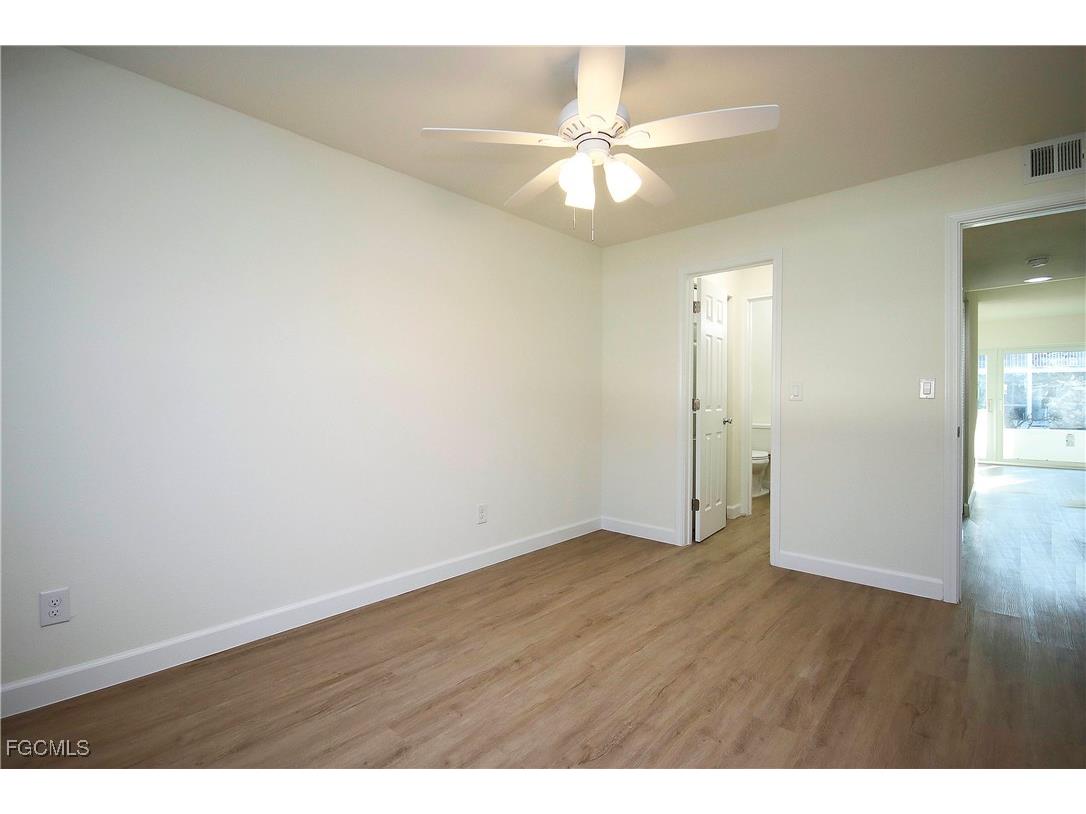 561 Periwinkle Way #E2 Sanibel FL 33957 2026001069 image17