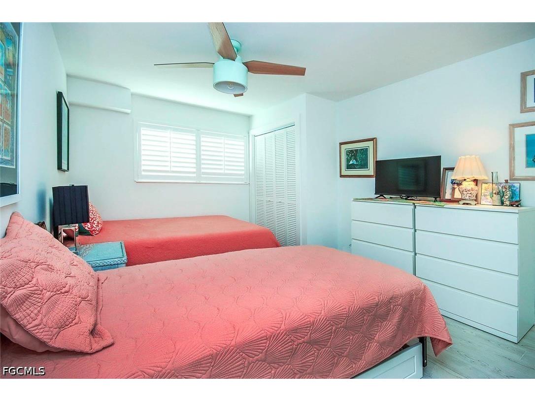 561 Periwinkle Way #F3 Sanibel FL 33957 2026021167 image10