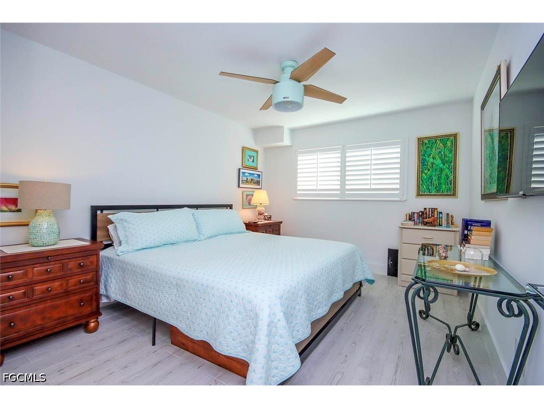 561 Periwinkle Way #F3 Sanibel FL 33957 2026021167 image13