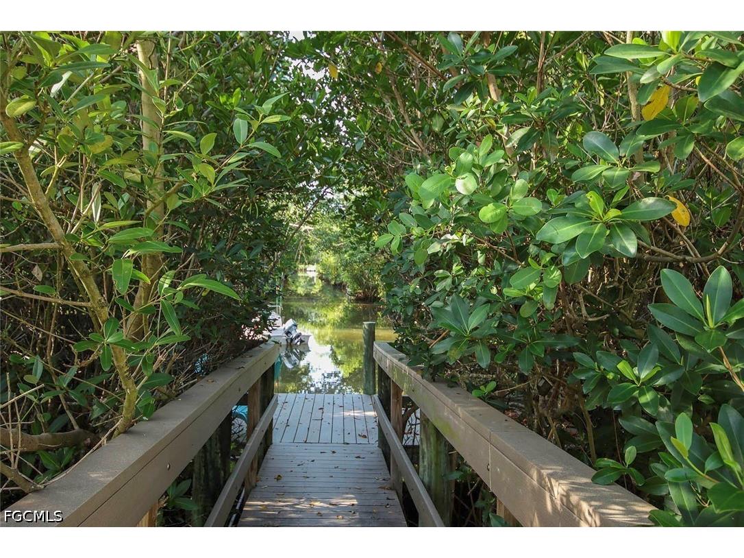 561 Periwinkle Way #F3 Sanibel FL 33957 2026021167 image21
