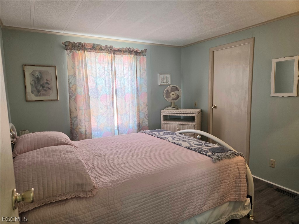 561 Winning Way North Fort Myers FL 33917 2026011960 image19