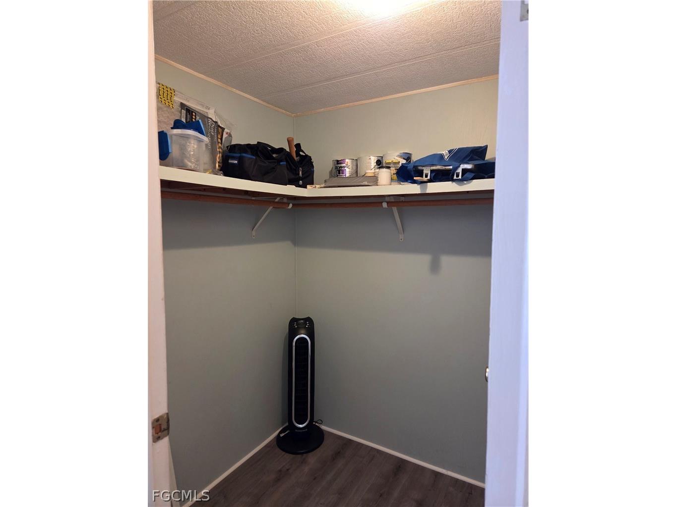 561 Winning Way North Fort Myers FL 33917 2026011960 image22