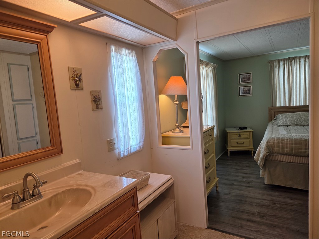 561 Winning Way North Fort Myers FL 33917 2026011960 image31