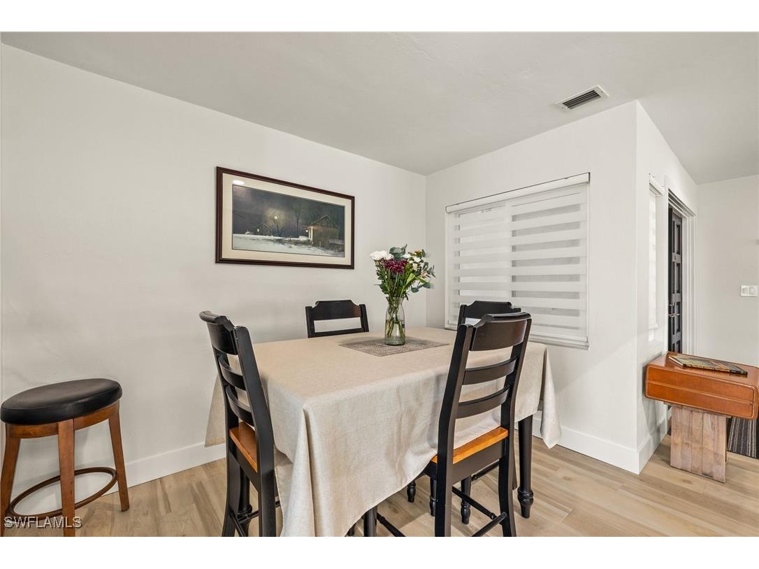 5610 Sundown Harbor Court Fort Myers FL 33919 225048213 image11