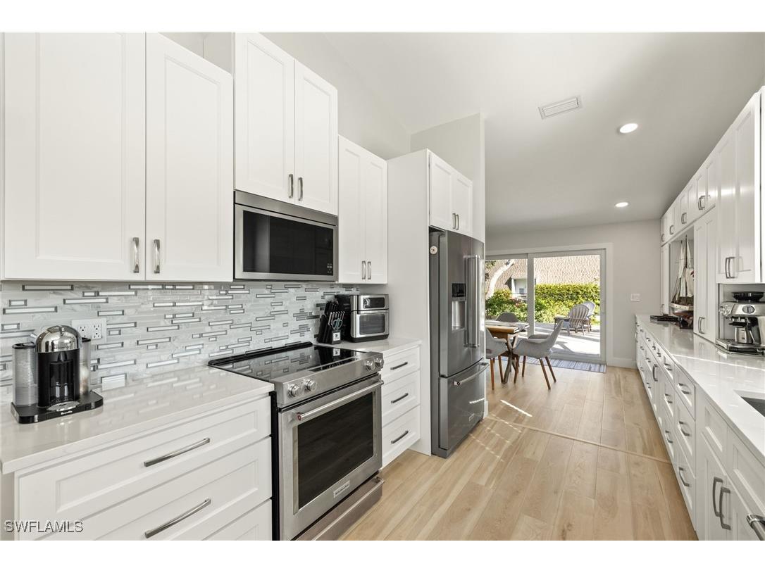 5610 Sundown Harbor Court Fort Myers FL 33919 225048213 image14