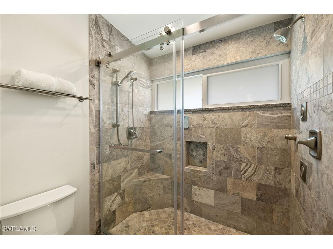 5610 Sundown Harbor Court Fort Myers FL 33919 225048213 image23