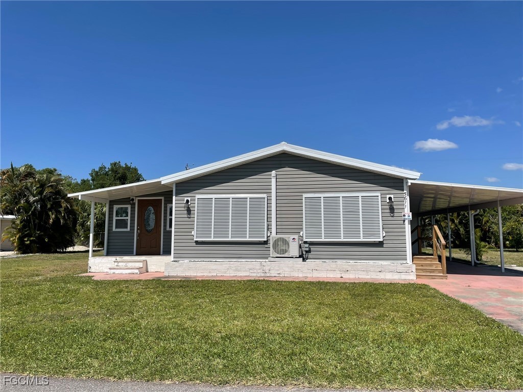 5611 Captain John Smith Loop North Fort Myers FL 33917 2025002779 image1