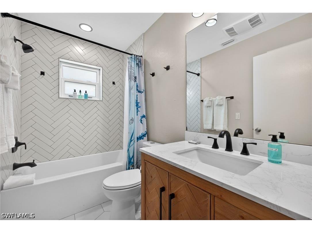 5612 Easy Street Fort Myers Beach FL 33931 226019124 image28