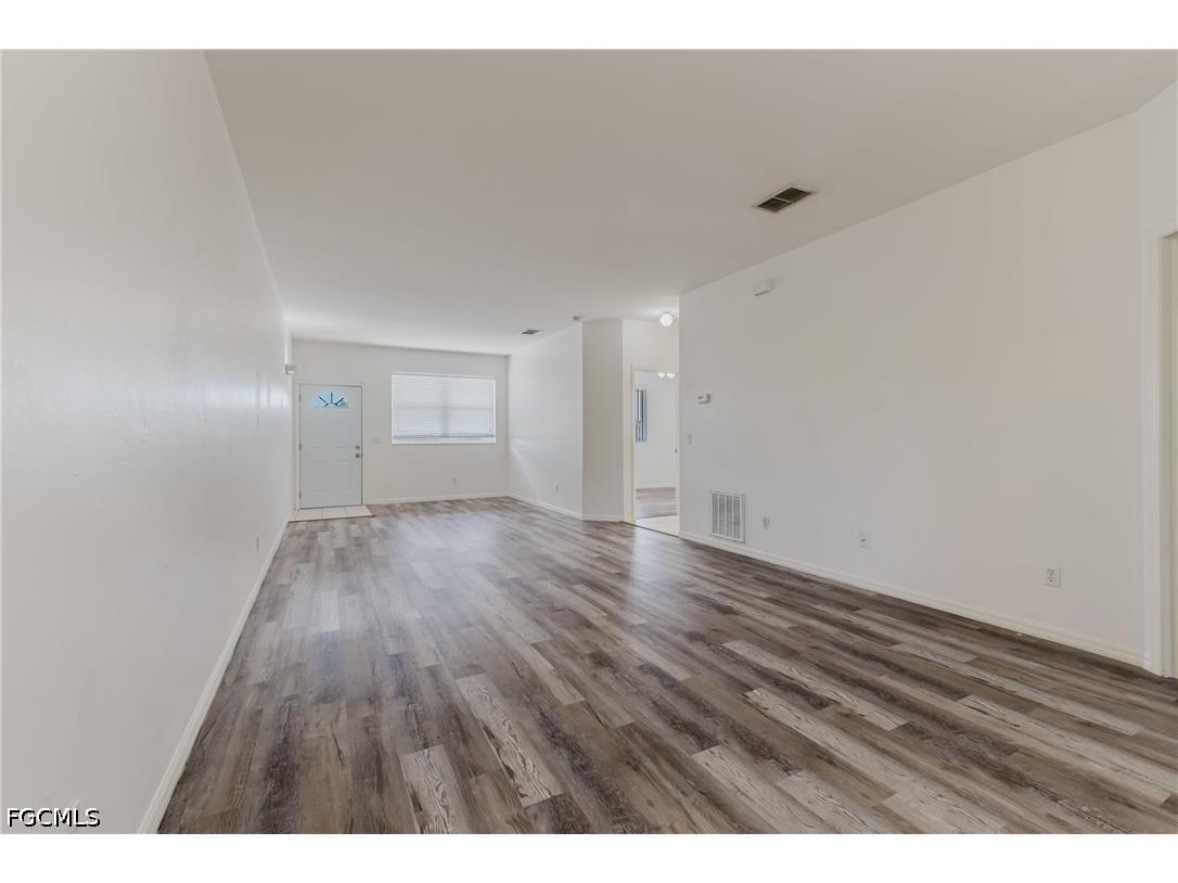 5612 Rose Garden Road #204 Cape Coral FL 33914 2026026009 image8
