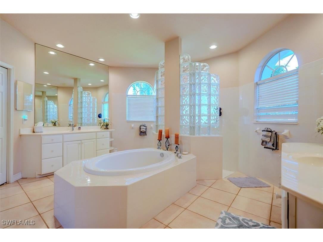 5613 Harbour Circle Cape Coral FL 33914 225061610 image25