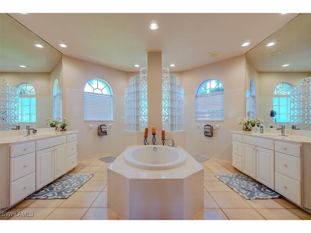 5613 Harbour Circle Cape Coral FL 33914 225061610 image26