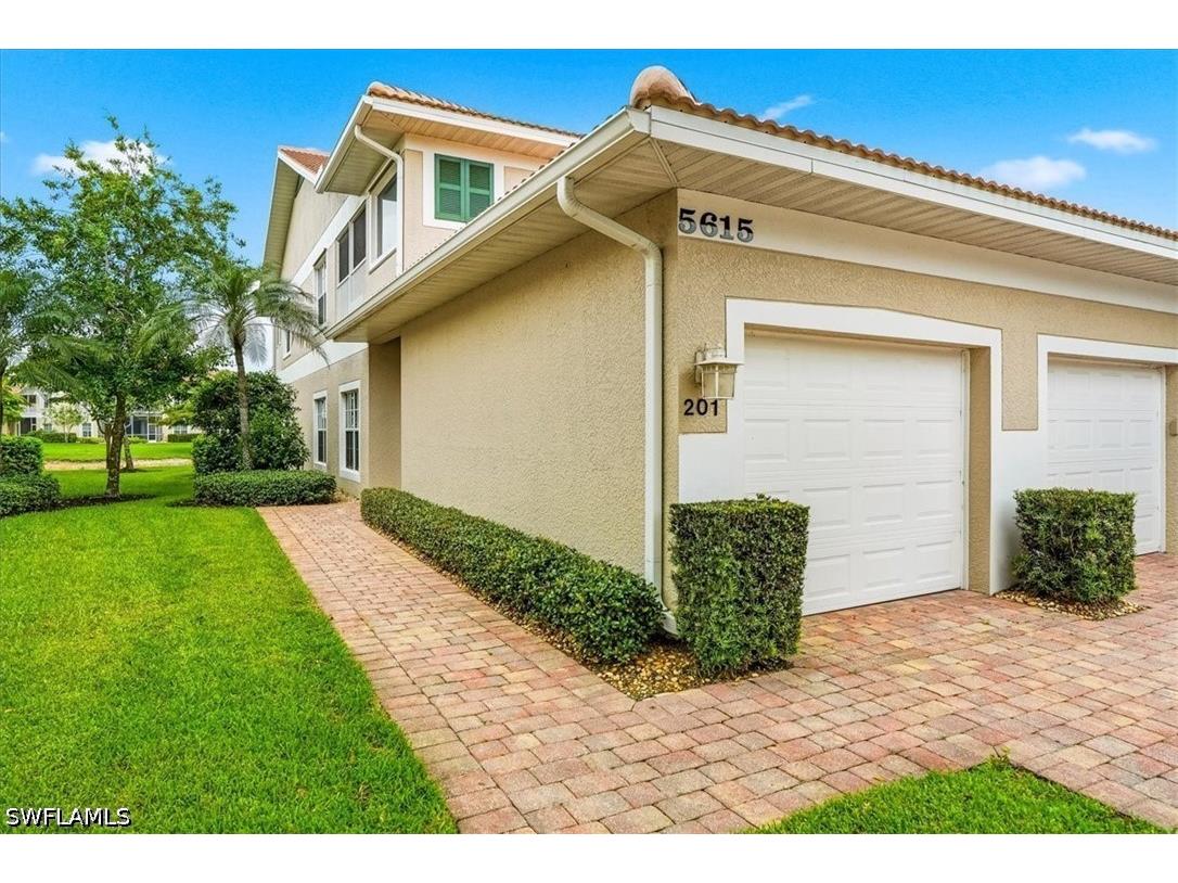 5615 Sherborn Drive #201 Naples FL 34110 226022402 image49