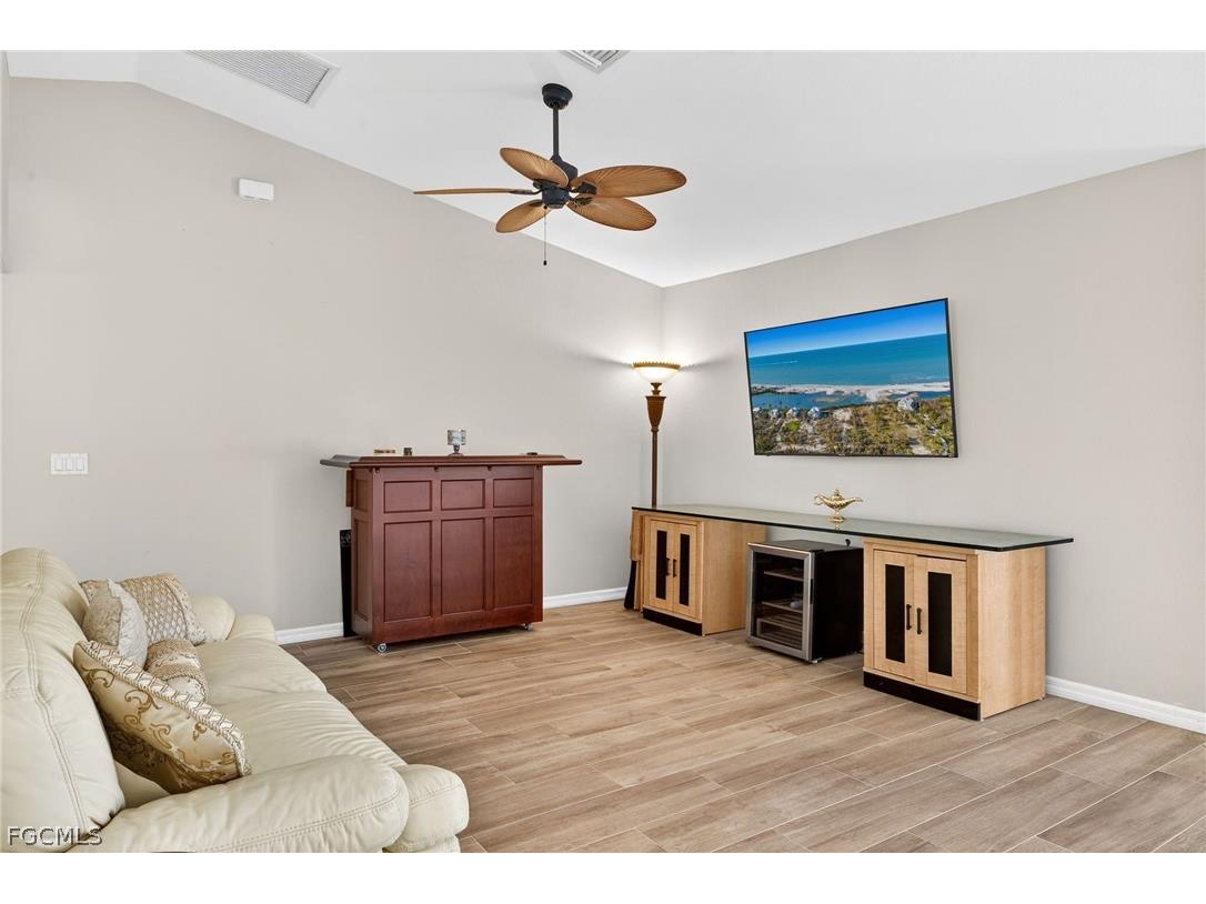 5617 SW 5th Avenue Cape Coral FL 33914 2026009477 image14