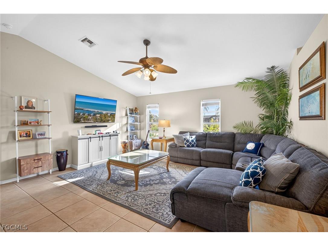 5617 SW 5th Avenue Cape Coral FL 33914 2026009477 image7