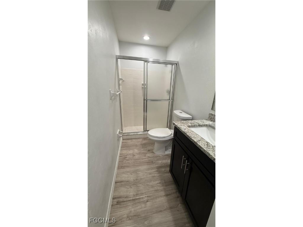 5620 Foxlake Drive North Fort Myers FL 33917 2025005555 image13