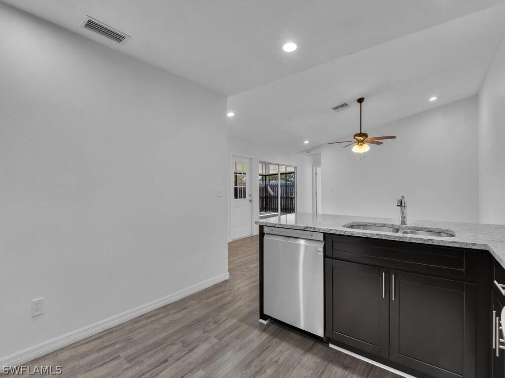 5620 Foxlake Drive North Fort Myers FL 33917 226008343 image10