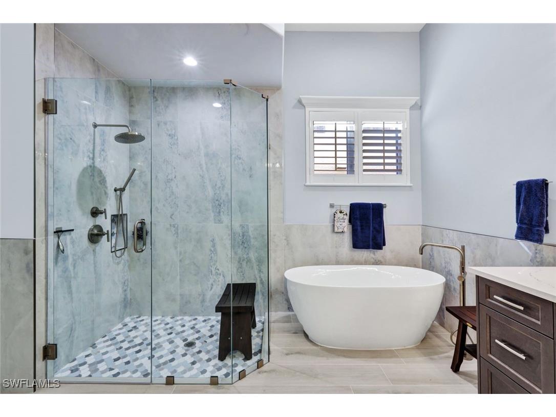 5620 Hammock Isles Drive Naples FL 34119 225068550 image7