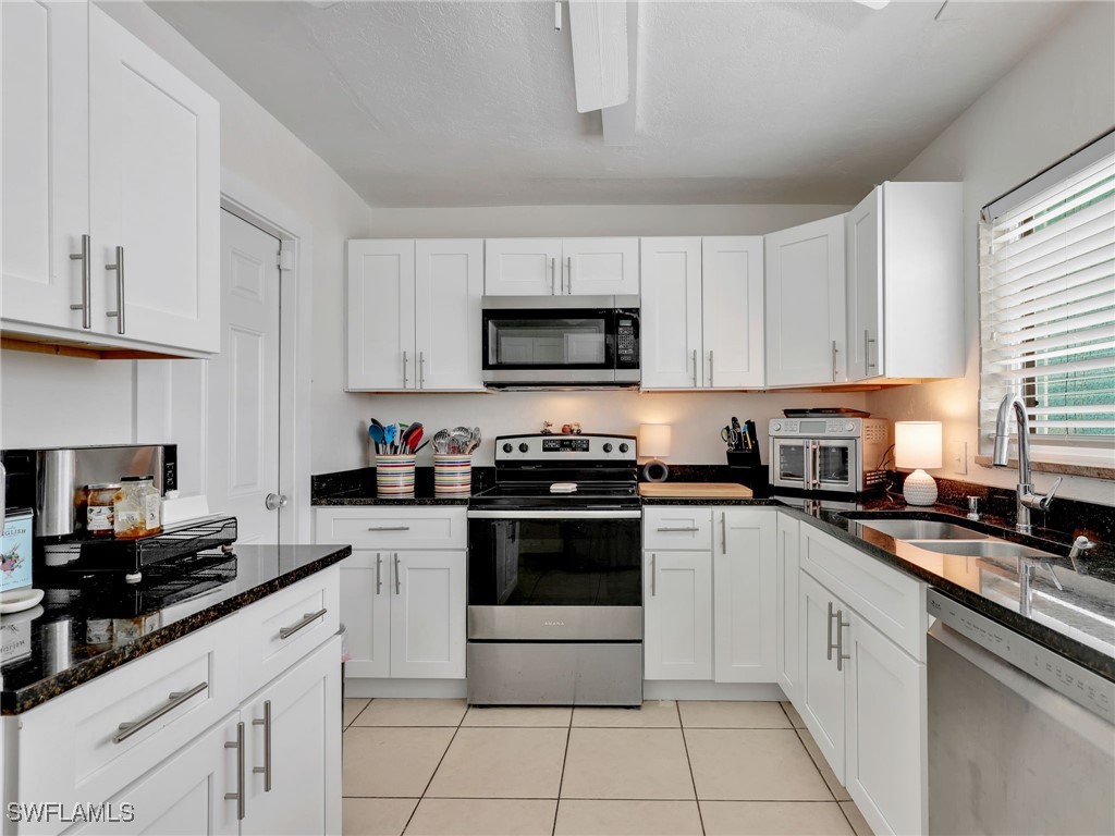 5622 Deauville Court Cape Coral FL 33904 225068988 image4