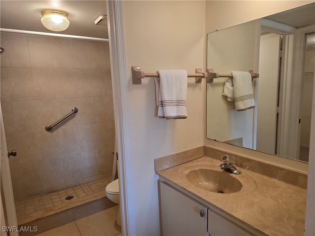 5622 Woodmere Lake Circle #B102 Naples FL 34112 225074799 image27