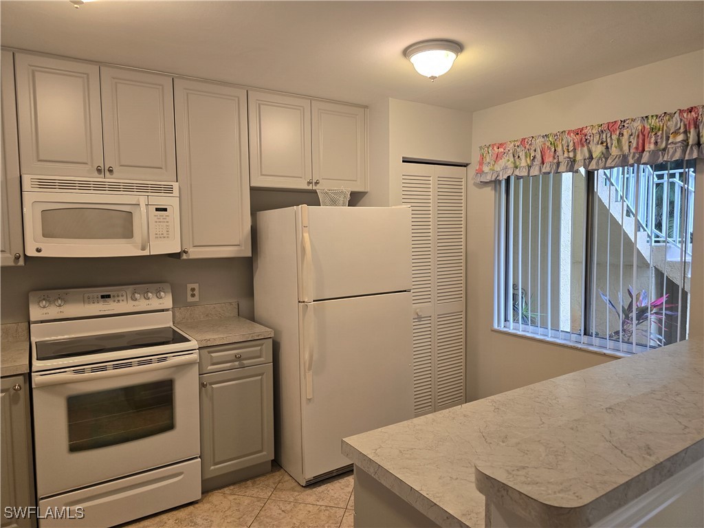 5622 Woodmere Lake Circle #B102 Naples FL 34112 225074799 image8