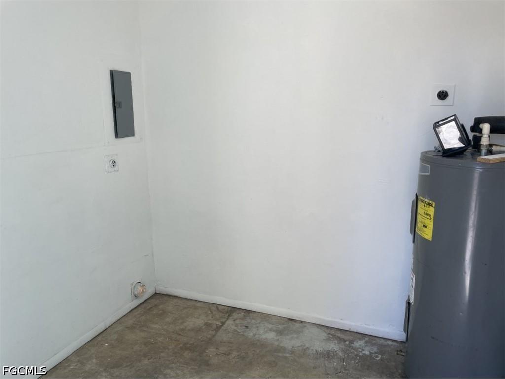 5625/5627 Fourth Avenue Fort Myers FL 33907 2026019263 image12