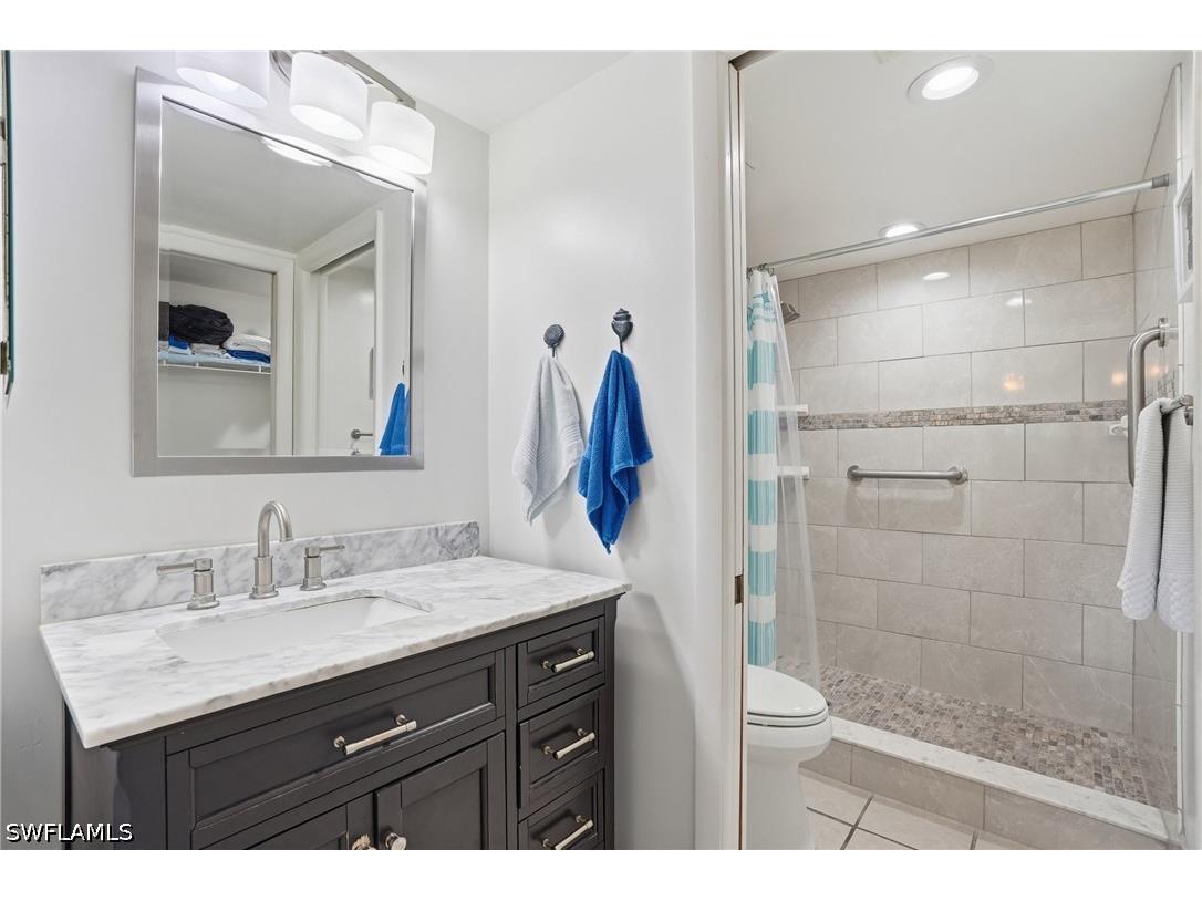 5625 Trailwinds Drive #411 Fort Myers FL 33907 226022013 image10