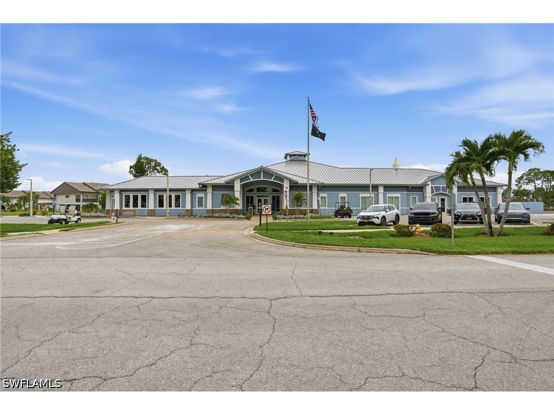 5625 Trailwinds Drive #411 Fort Myers FL 33907 226022013 image16