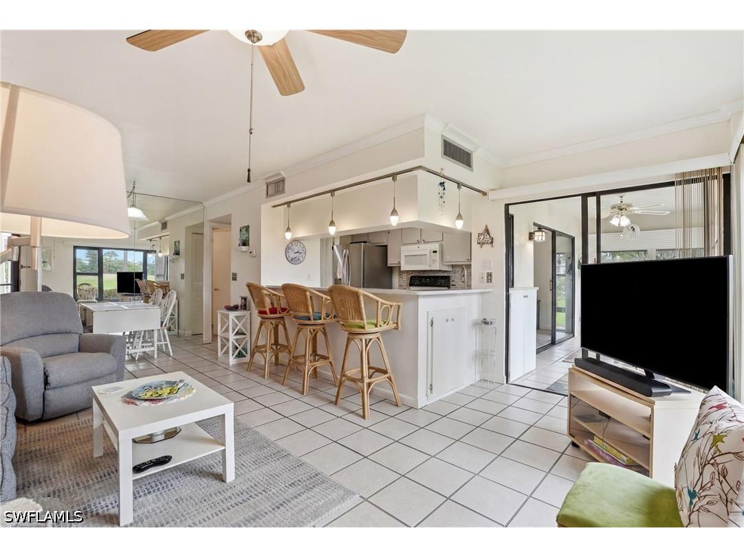 5625 Trailwinds Drive #411 Fort Myers FL 33907 226022013 image3