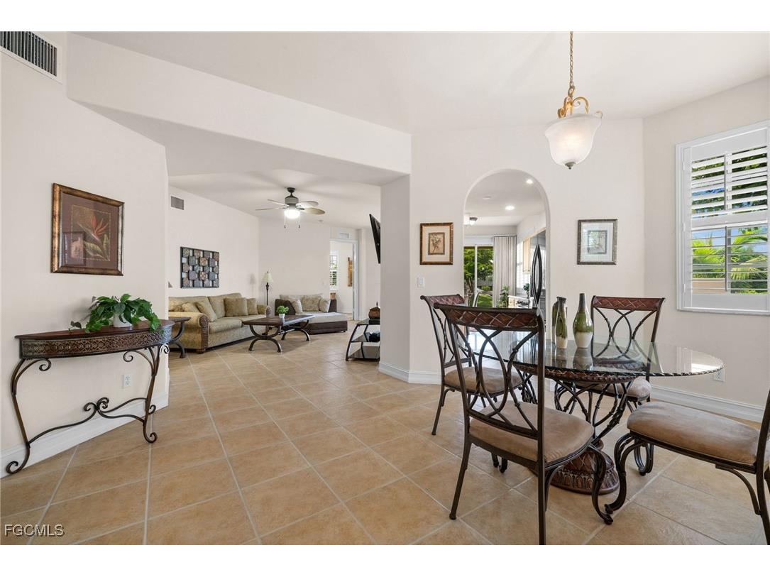 5626 Cape Harbour Drive #102 Cape Coral FL 33914 2025003412 image6